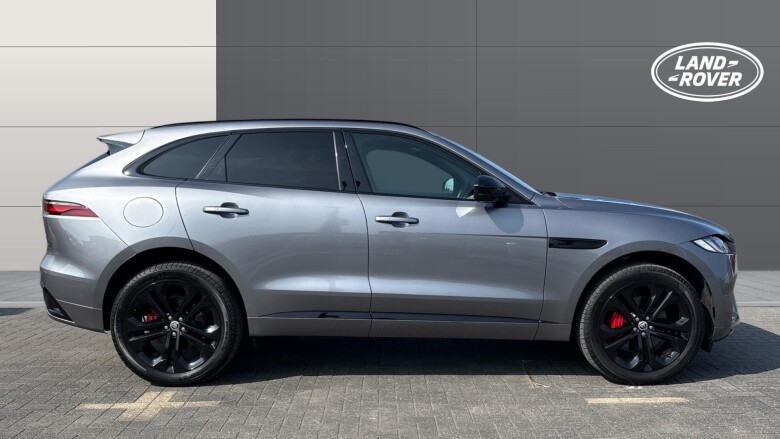 Jaguar F-Pace 2.0 D200 R-Dynamic HSE Black 5dr Auto AWD Diesel Estate